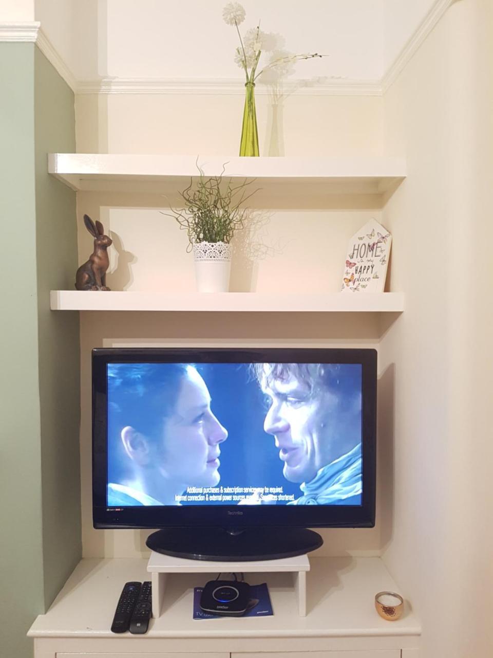 The Quiet & Cosy Fulham Reach Crib * Londres